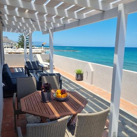 Astra Sea View Apartment, Sea Front Kokkini Hani Kültér fotó